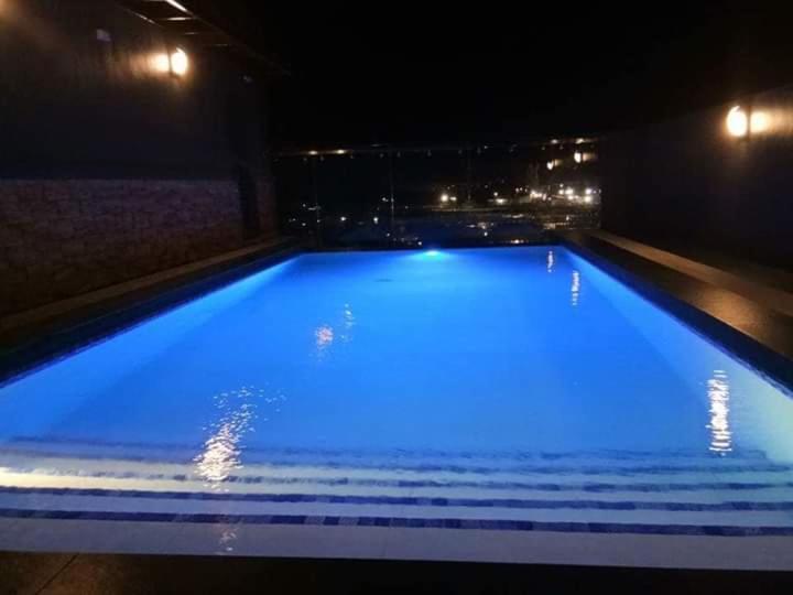 Cloud 907 Cityscapes Condominium باكولود المظهر الخارجي الصورة